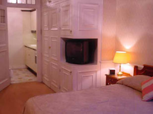 Mayfair Superior Apartment