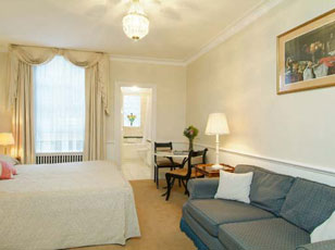 Mayfair Superior Apartment