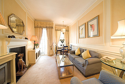 MAYFAIR SUPERIOR 1 BEDROOM